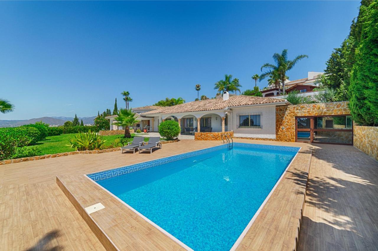 Villa Mimosa Sleeps 8 With Heated Pool Santa Fe de los Boliches Exterior foto
